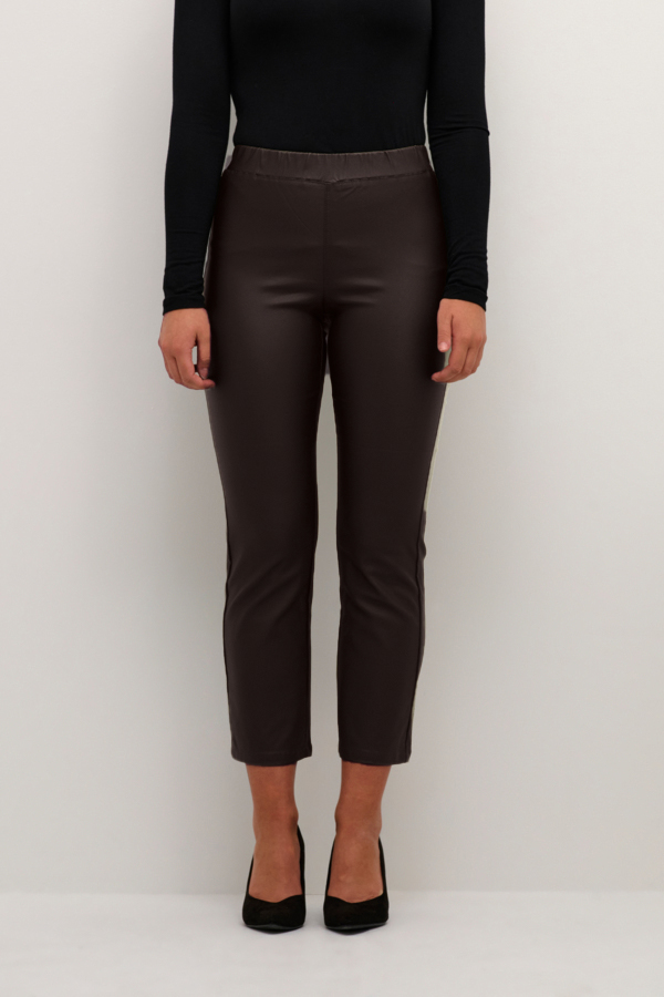 Pantalon crop simili-cuir KAFFE